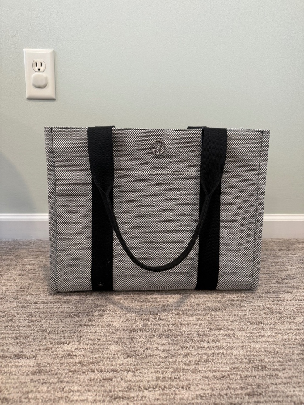 Lululemon Two‑Tone Canvas Tote Bag – Black & White